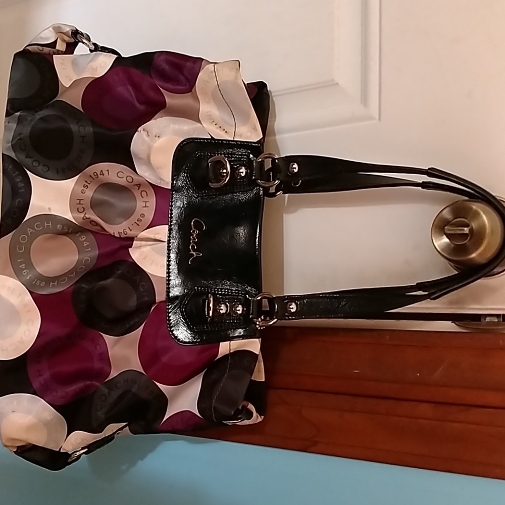 Coach purse in excellent condition